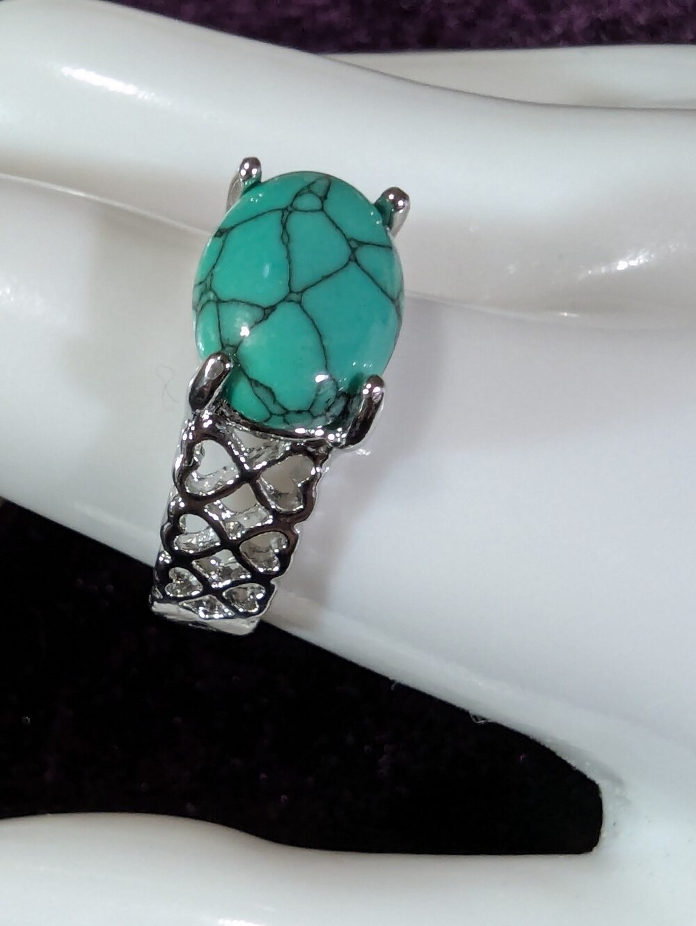 African Turquoise Silver Tone Celtic Design Healing Inner Peace Size 10